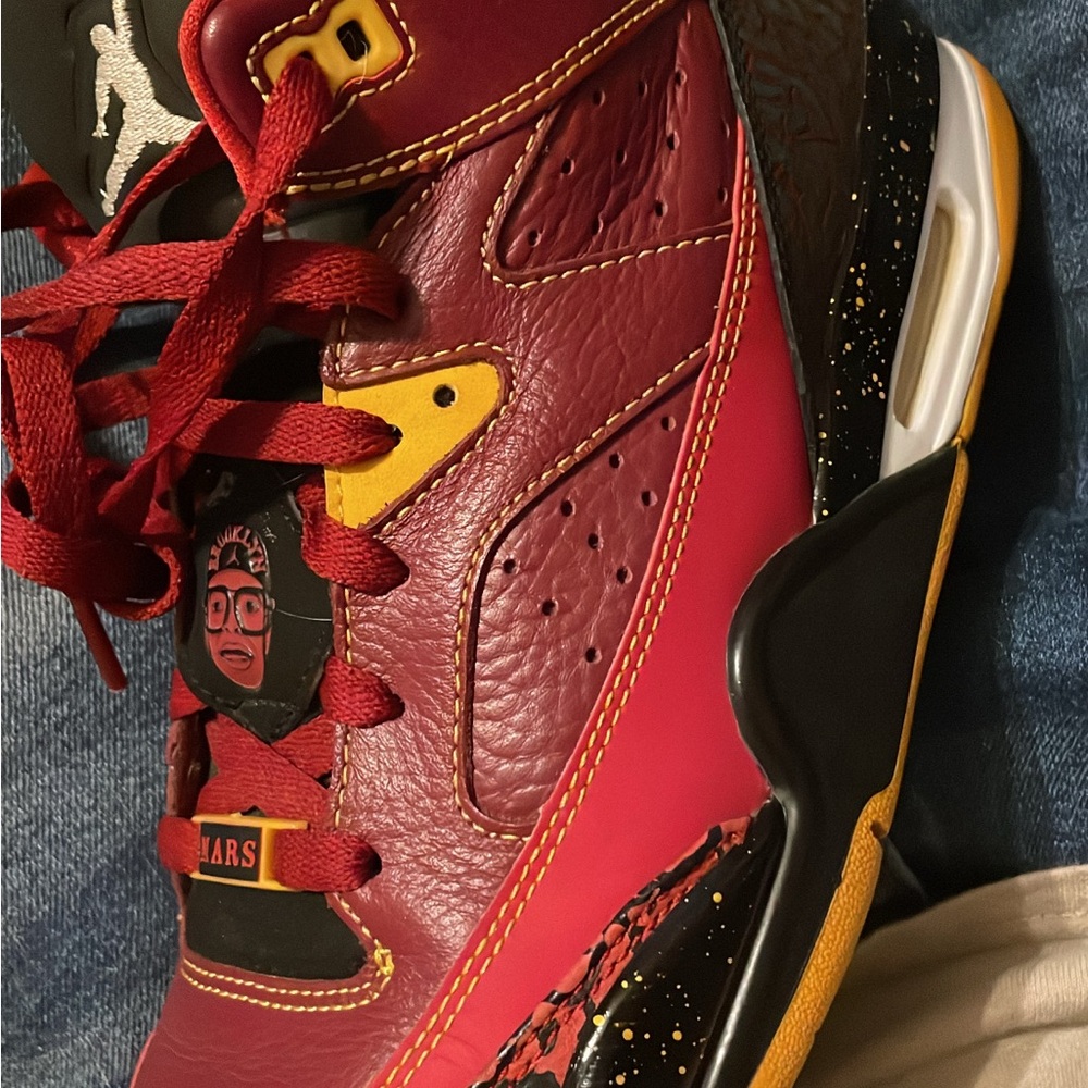 Jordan son of Mars Low Hawks